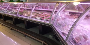 closed-type refrigerated display